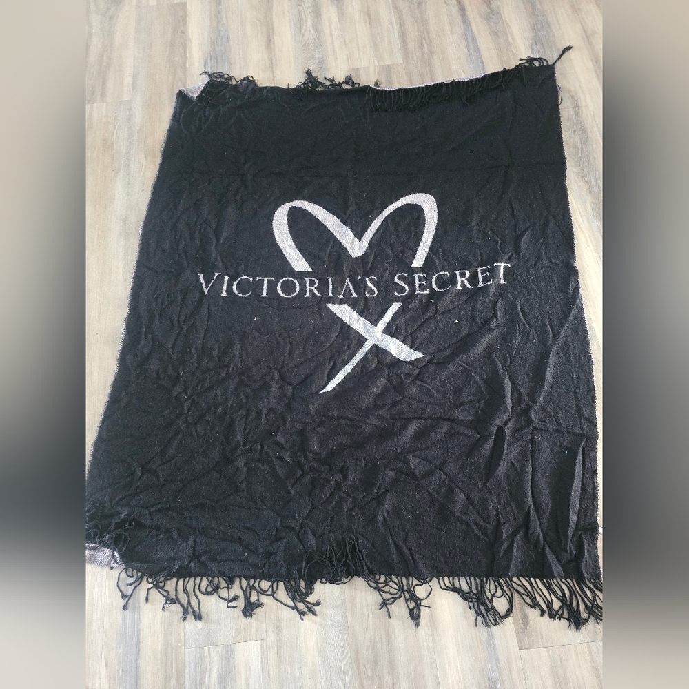 Victoria Secret Throw Blanket One Size